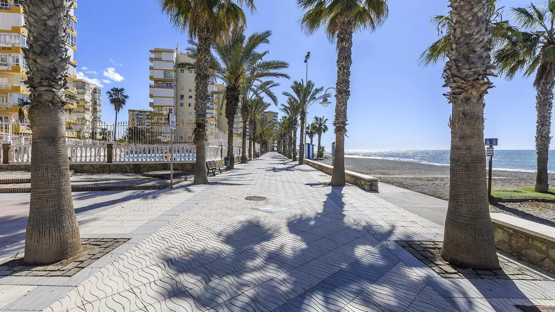 A&N Algarrobo Beach 5