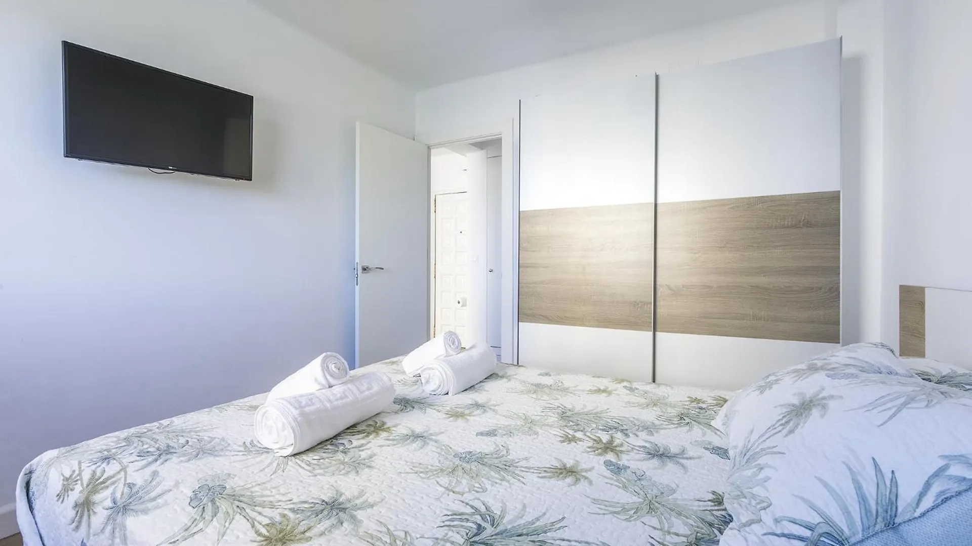 A&N Algarrobo Beach 5 0*, 阿尔加罗沃 西班牙